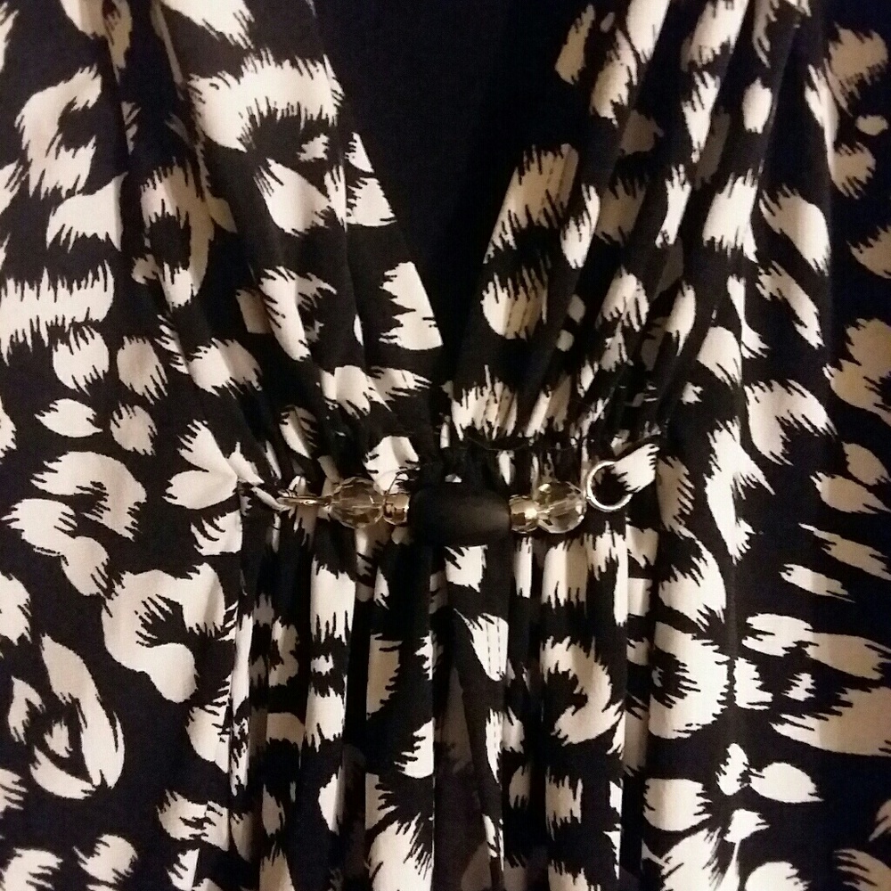 Blouse - Picture 2 of 2